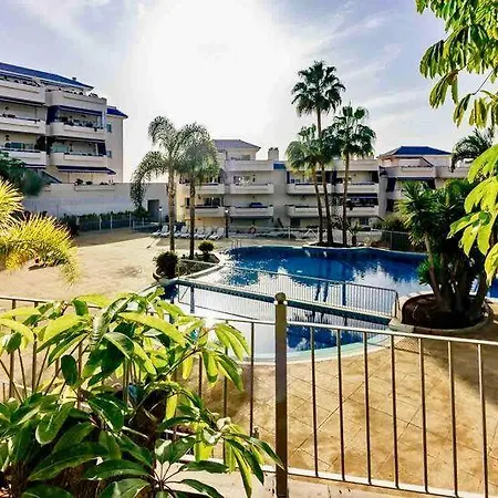 דירה Large Direct Ocean Front 4bd *